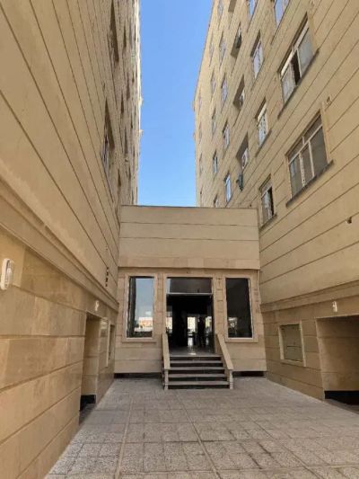 آپارتمان 104 متری دو خوابه در امامزاده قدس