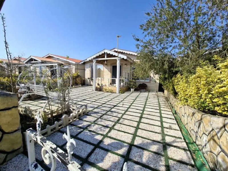 ویلا 200 متری دو خوابه در دهکده ساحلی بندرانزلی13635023055