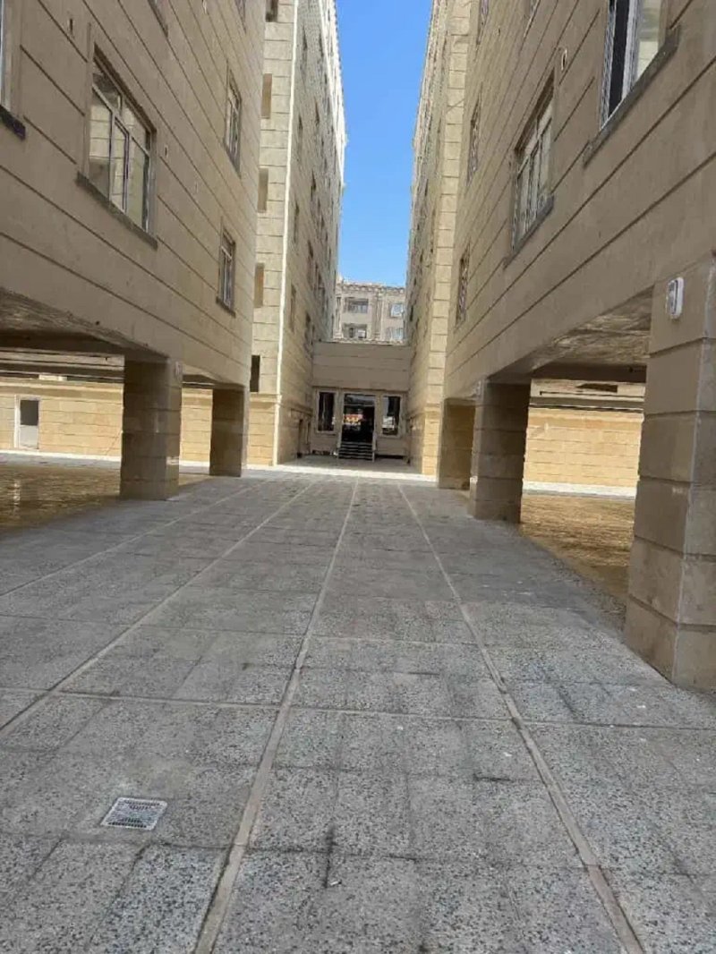 آپارتمان 104 متری دو خوابه در امامزاده قدس13637423160