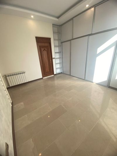 آپارتمان 154 متری سه خوابه در ستارخان تهران