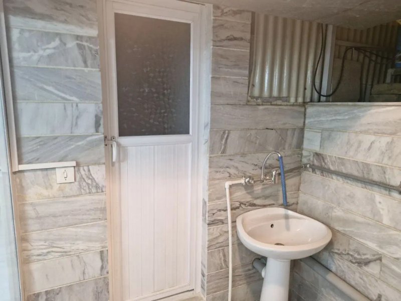 خانه 70 متری یک خوابه در شیخ طوسی غربی اصفهان13633922980