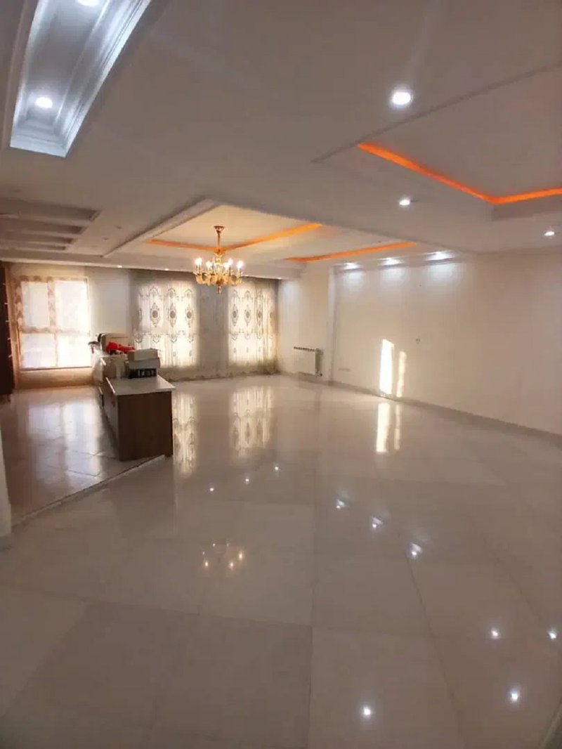 آپارتمان 140 متری سه خوابه در گلاب دره تهران13639223219