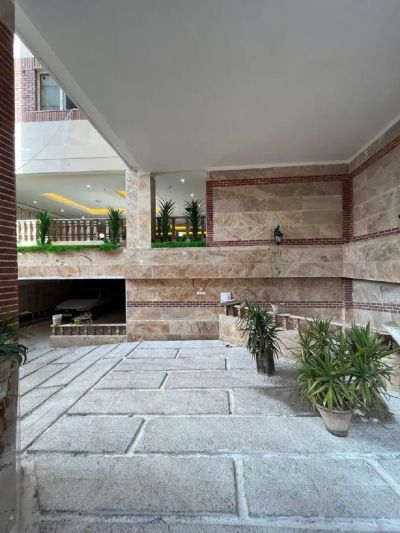 آپارتمان 100 متری دو خوابه در عباسی تهران