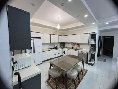 آپارتمان 160 متری سه خوابه در امامزاده قدس