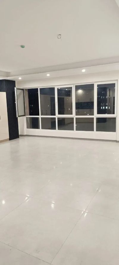 آپارتمان 140 متری سه خوابه در ستارخان تهران