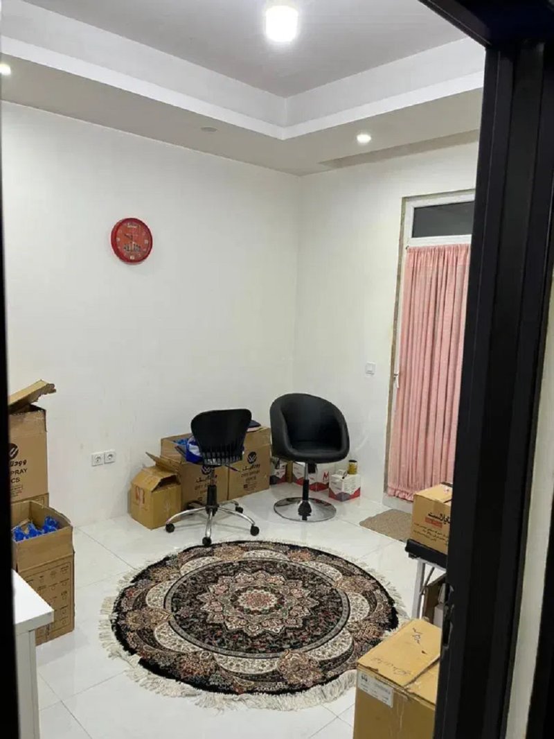 آپارتمان 160 متری سه خوابه در امامزاده قدس13637623167