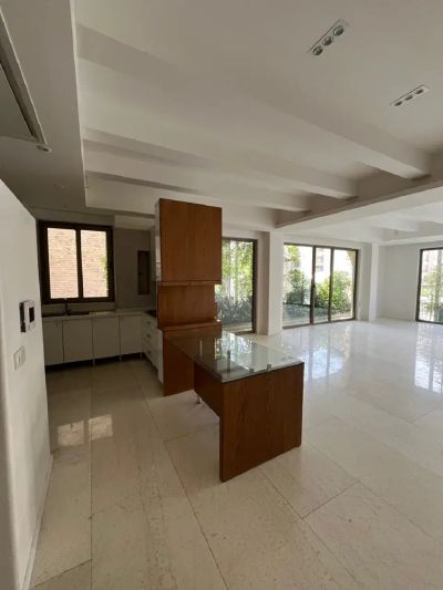 آپارتمان 365 متری چهارخوابه در زعفرانیه تهران