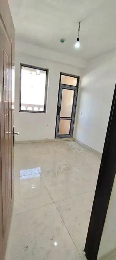 آپارتمان 102 متری دو خوابه در امامزاده قدس