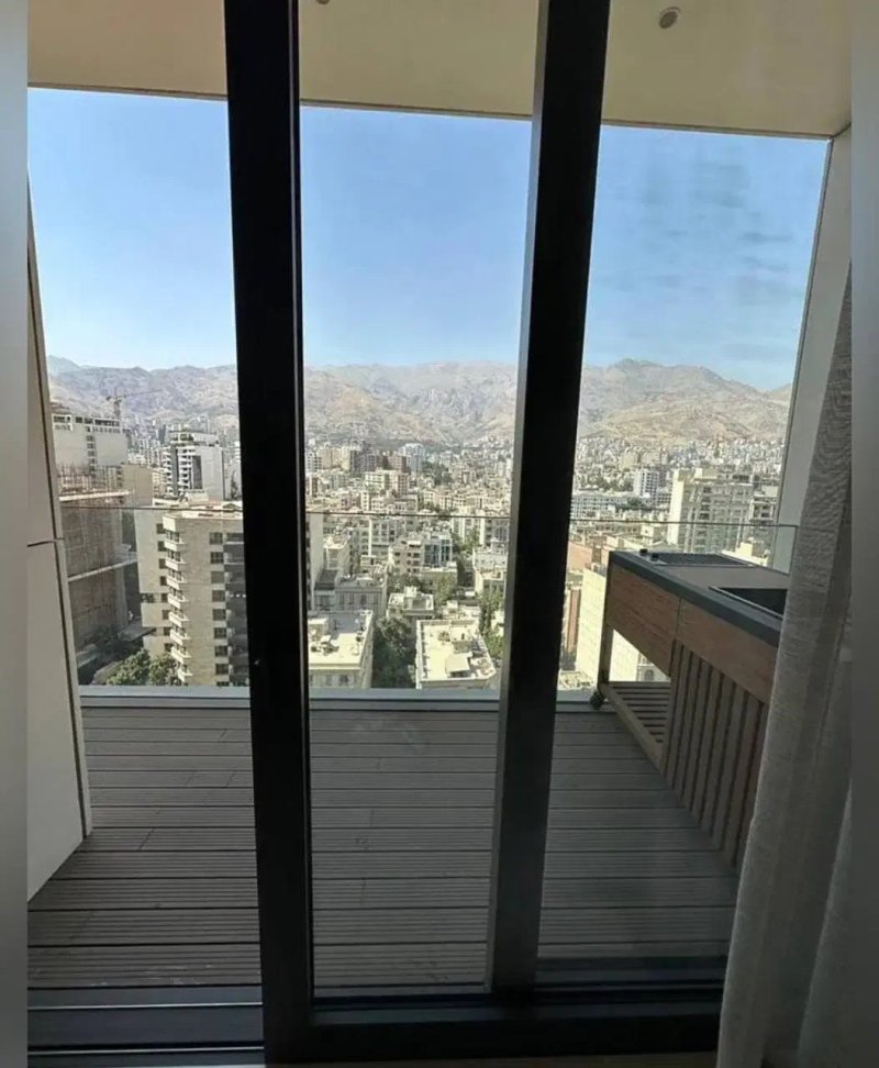 آپارتمان 230 متری سه خوابه در ولنجک تهران13642223309