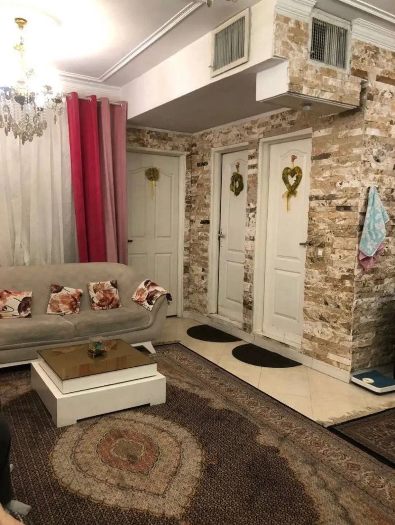 آپارتمان 55 متری یک خوابه در خیابان هلال احمر تهران13636223106