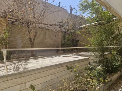 خانه 240 متری چهارخوابه در شیخ طوسی غربی اصفهان