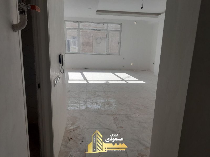 آپارتمان 100 متری دو خوابه در امیریه شهریار13631022905