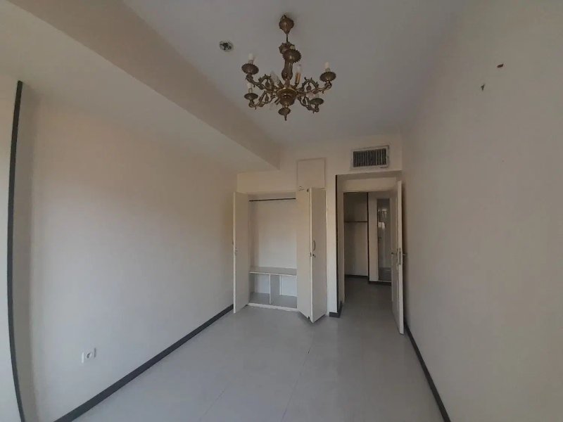آپارتمان 100 متری دو خوابه در المهدی تهران13639023210