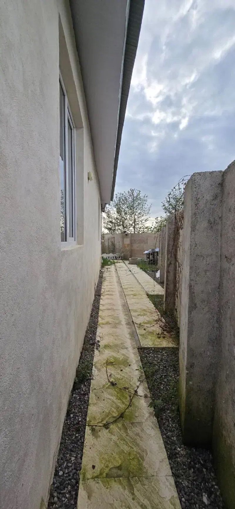 ویلا 200 متری دو خوابه در زیباکنار13635223076