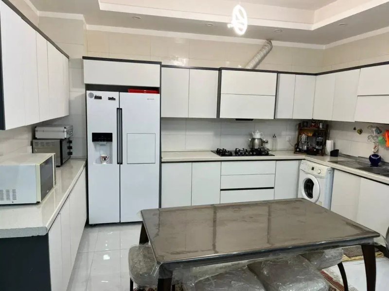 آپارتمان 160 متری سه خوابه در امامزاده قدس13637623171