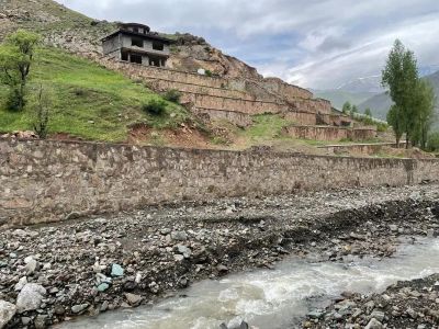 زمین 4200 متری در فشم شمیرانات