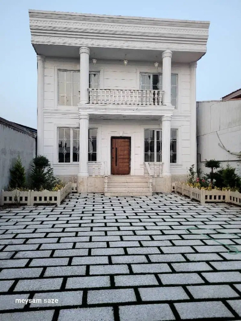 ویلا 220 متری سه خوابه در زیباکنار13634523014