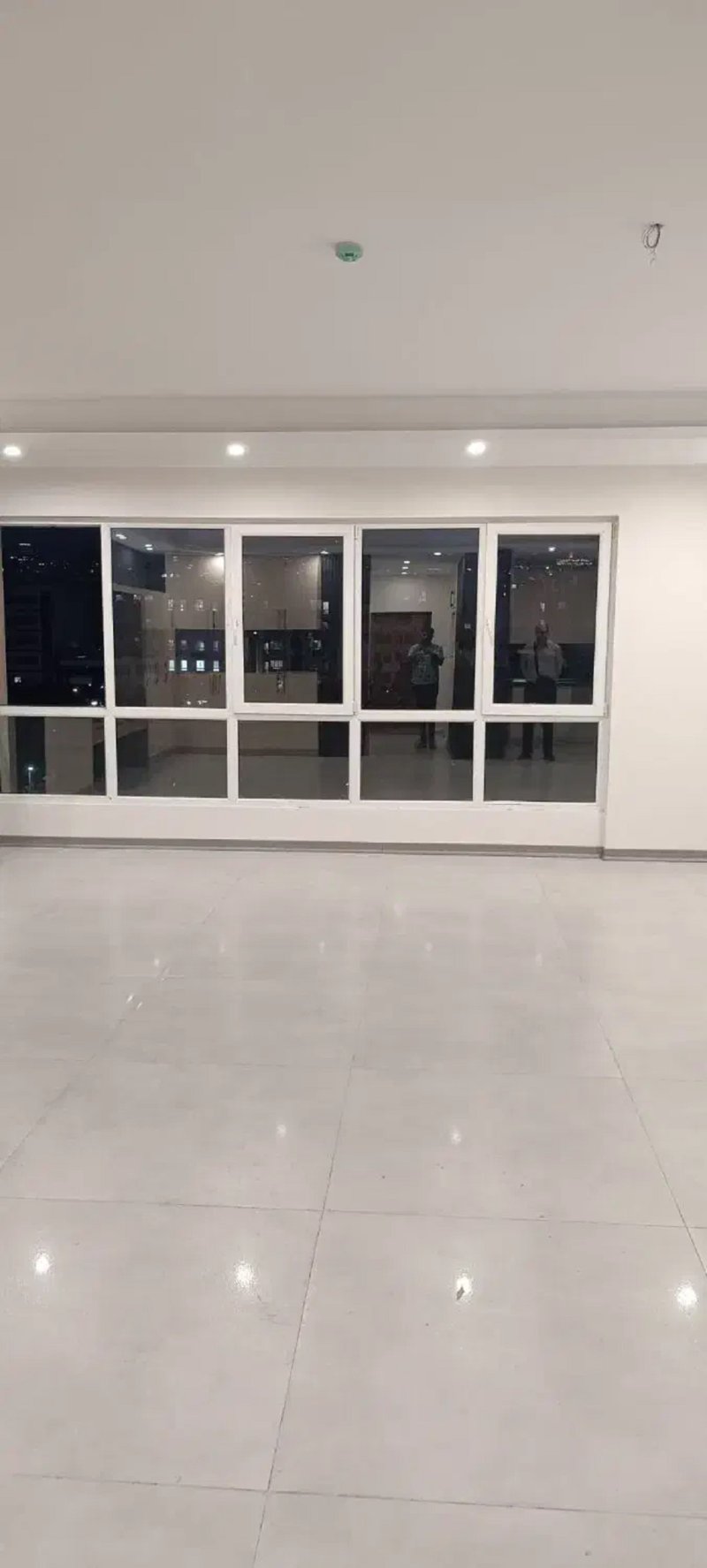 آپارتمان 140 متری سه خوابه در ستارخان تهران13638423202