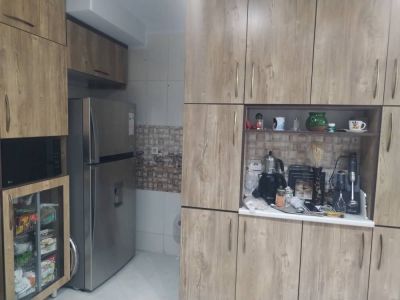 آپارتمان 92 متری دو خوابه در فاز 2 اندیشه