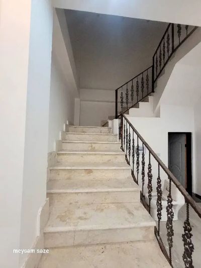 ویلا 220 متری سه خوابه در زیباکنار