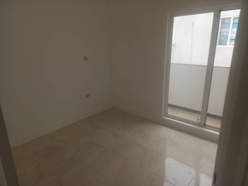 آپارتمان 85 متری دو خوابه در شهرک آزادگان آمل13645623392