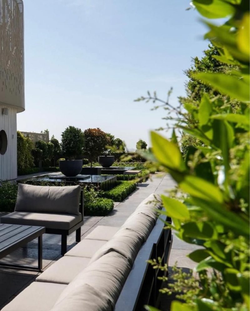 آپارتمان 385 متری چهارخوابه در نیاوران تهران13647123411