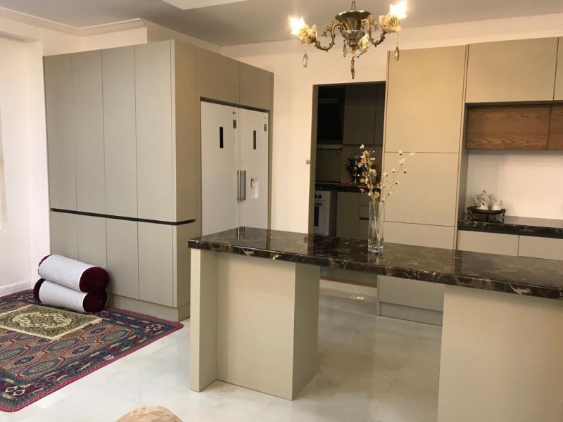 آپارتمان 198 متری سه خوابه در خیابان هراز آمل13645323365