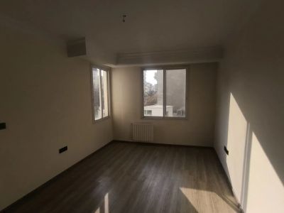 آپارتمان 140 متری سه خوابه در کامرانیه تهران