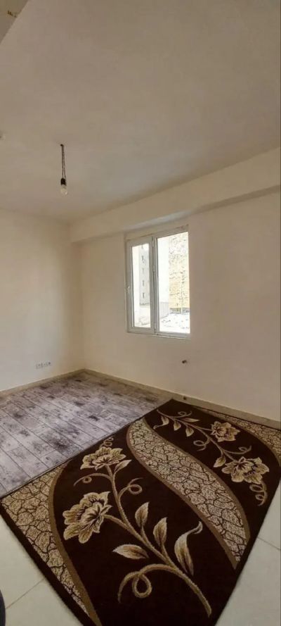 آپارتمان 102 متری دو خوابه در دانش کرمانشاه