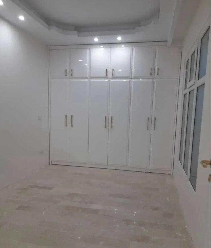 آپارتمان 190 متری سه خوابه در اختیاریه تهران13652223441