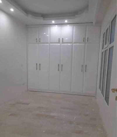 آپارتمان 190 متری سه خوابه در اختیاریه تهران