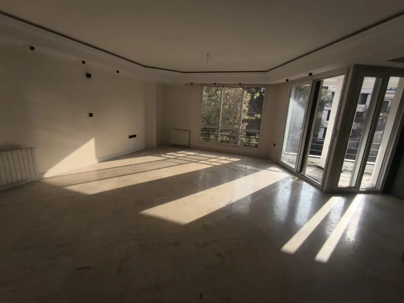 آپارتمان 140 متری سه خوابه در کامرانیه تهران13654723501