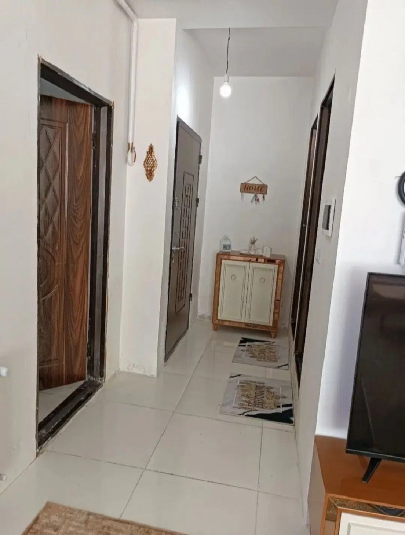 آپارتمان 100 متری دو خوابه در دانش کرمانشاه13655923545