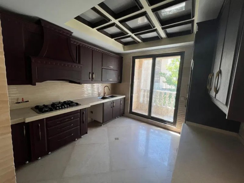 آپارتمان 200 متری سه خوابه در قیطریه تهران13654323486