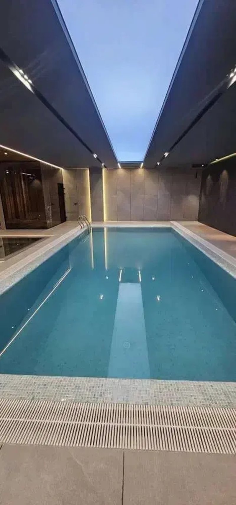 آپارتمان 181 متری سه خوابه در کامرانیه تهران13655123509