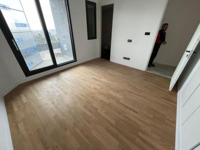 آپارتمان 260 متری چهارخوابه در پاسداران تهران