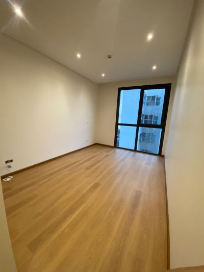 آپارتمان 240 متری سه خوابه در پاسداران تهران