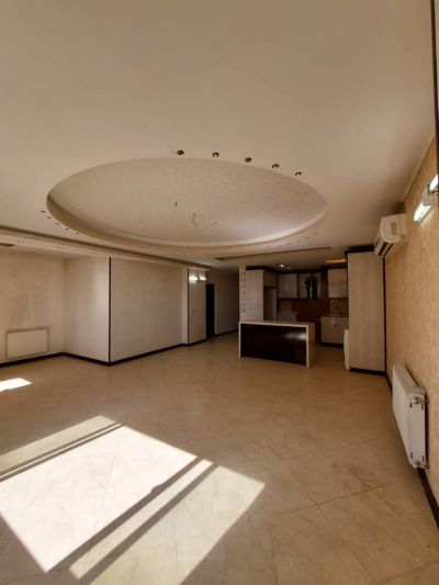 آپارتمان 125 متری دو خوابه در گلستان اصفهان