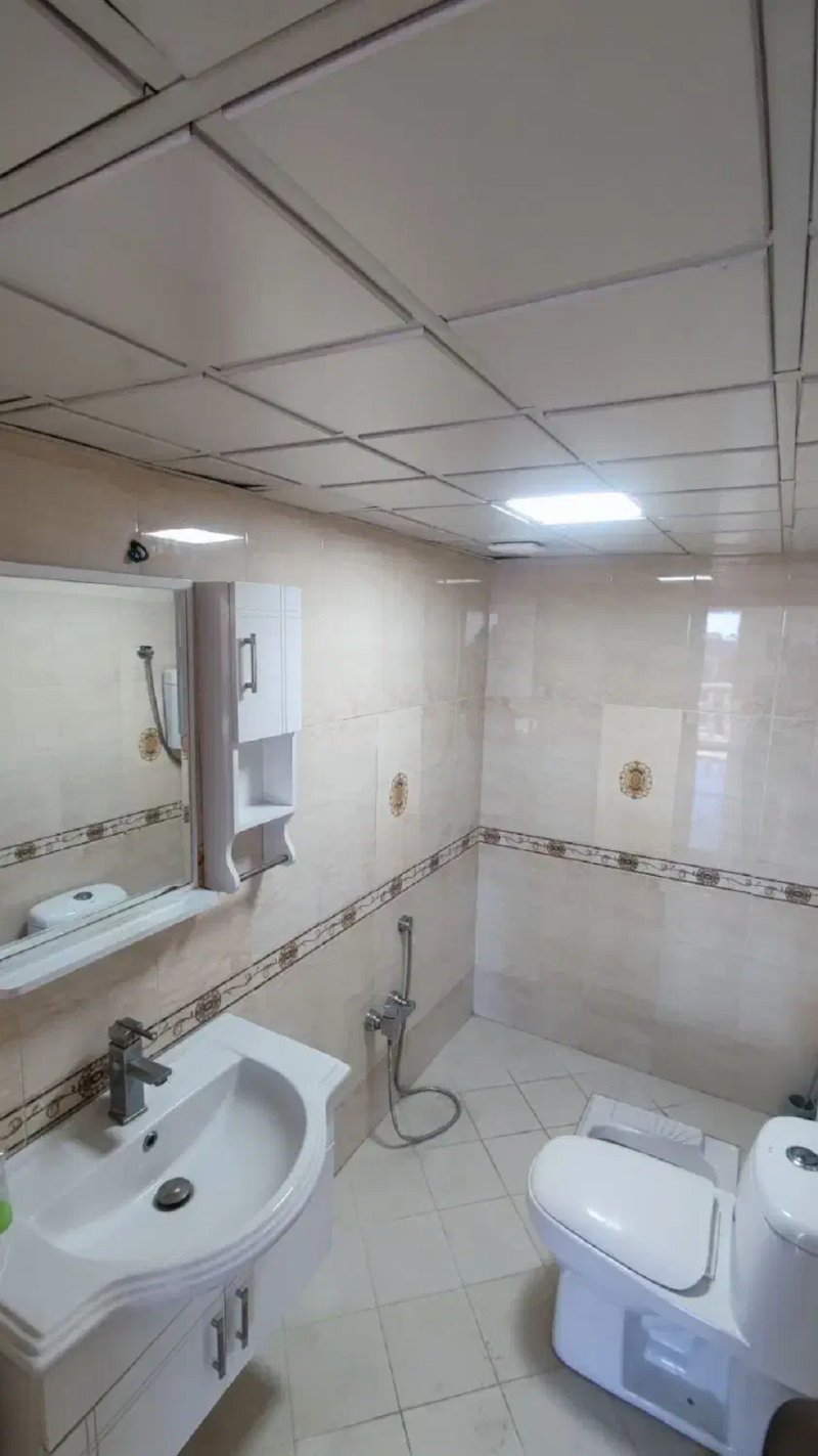 آپارتمان 230 متری سه خوابه در پاسداران تهران13662723682