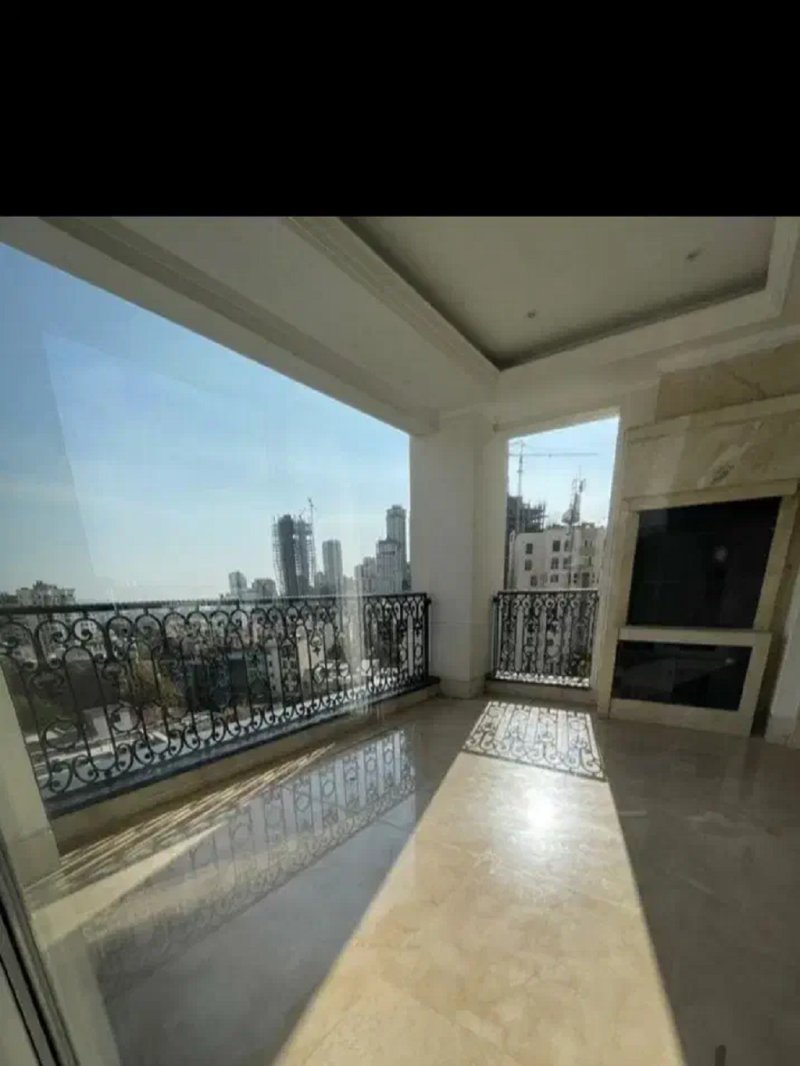 آپارتمان 223 متری سه خوابه در دروس تهران13662023635