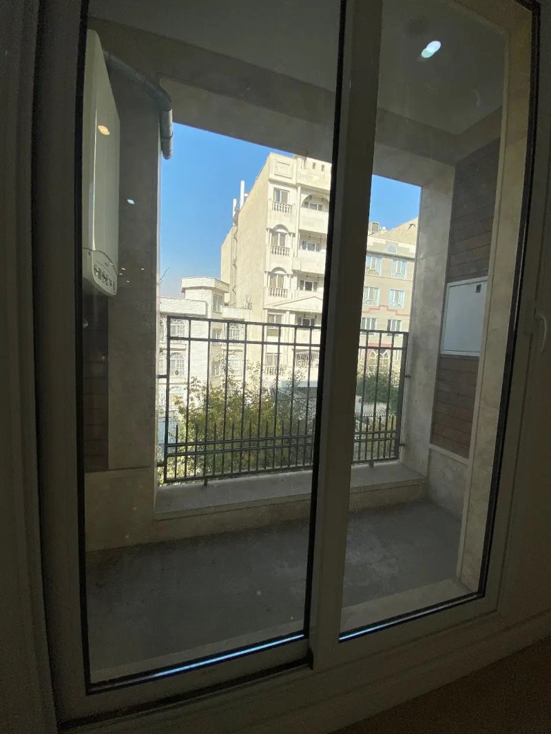 آپارتمان 125 متری سه خوابه در پاسداران تهران13660523579