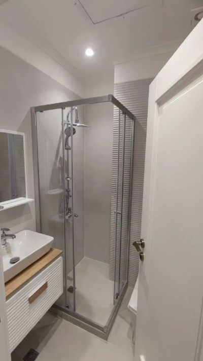 آپارتمان 200 متری سه خوابه در پاسداران تهران