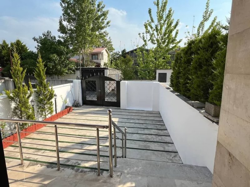 ویلا 150 متری در آمل13665523762