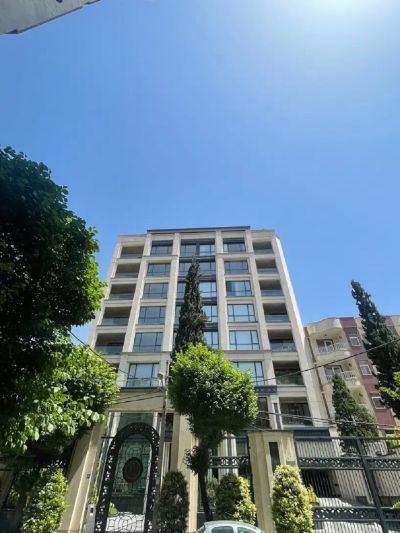 آپارتمان 170 متری سه خوابه در دروس تهران