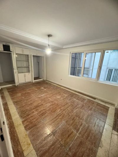 آپارتمان 230 متری سه خوابه در پاسداران تهران