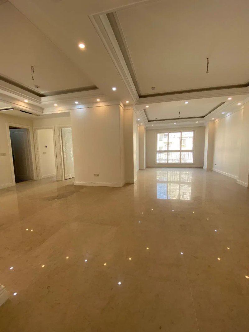 آپارتمان 125 متری سه خوابه در پاسداران تهران13660523576