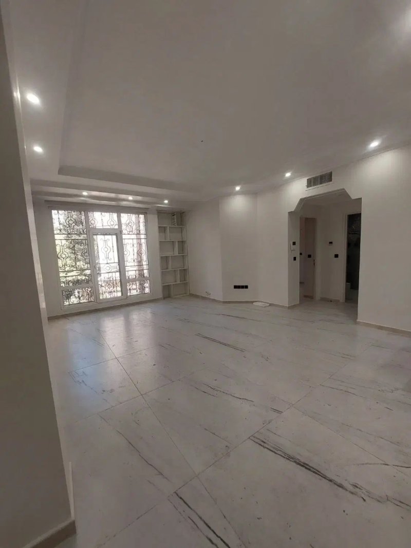 آپارتمان 90 متری دو خوابه در دروس تهران13660023563