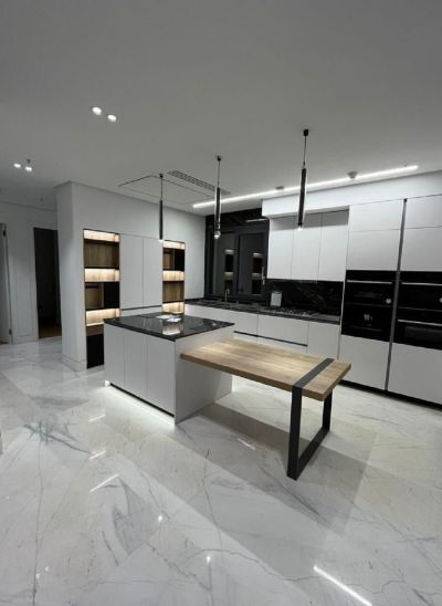 آپارتمان 260 متری چهارخوابه در پاسداران تهران