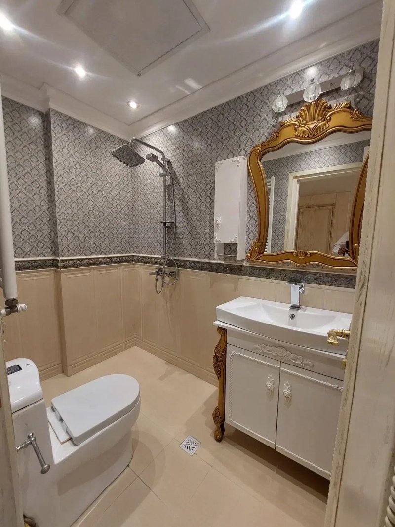 آپارتمان 300 متری چهارخوابه در دروس تهران13659923559