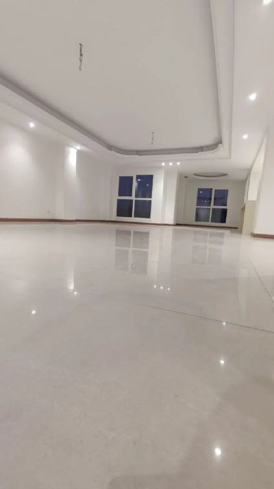 آپارتمان 200 متری سه خوابه در پاسداران تهران